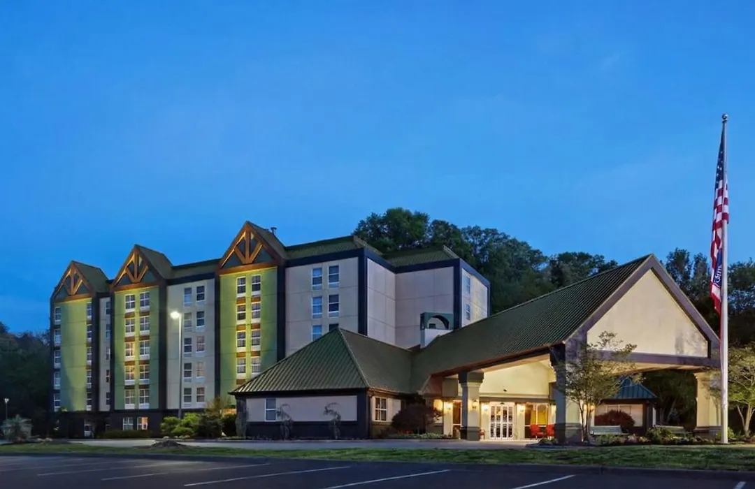 Inn On The Parkway Pigeon Forge-1